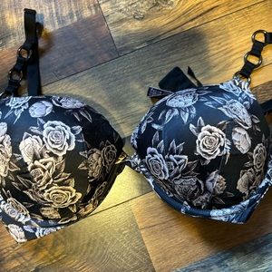 Victoria secret very sexy push up